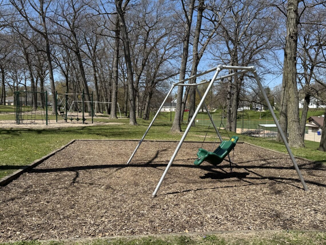 Picture of a green swing